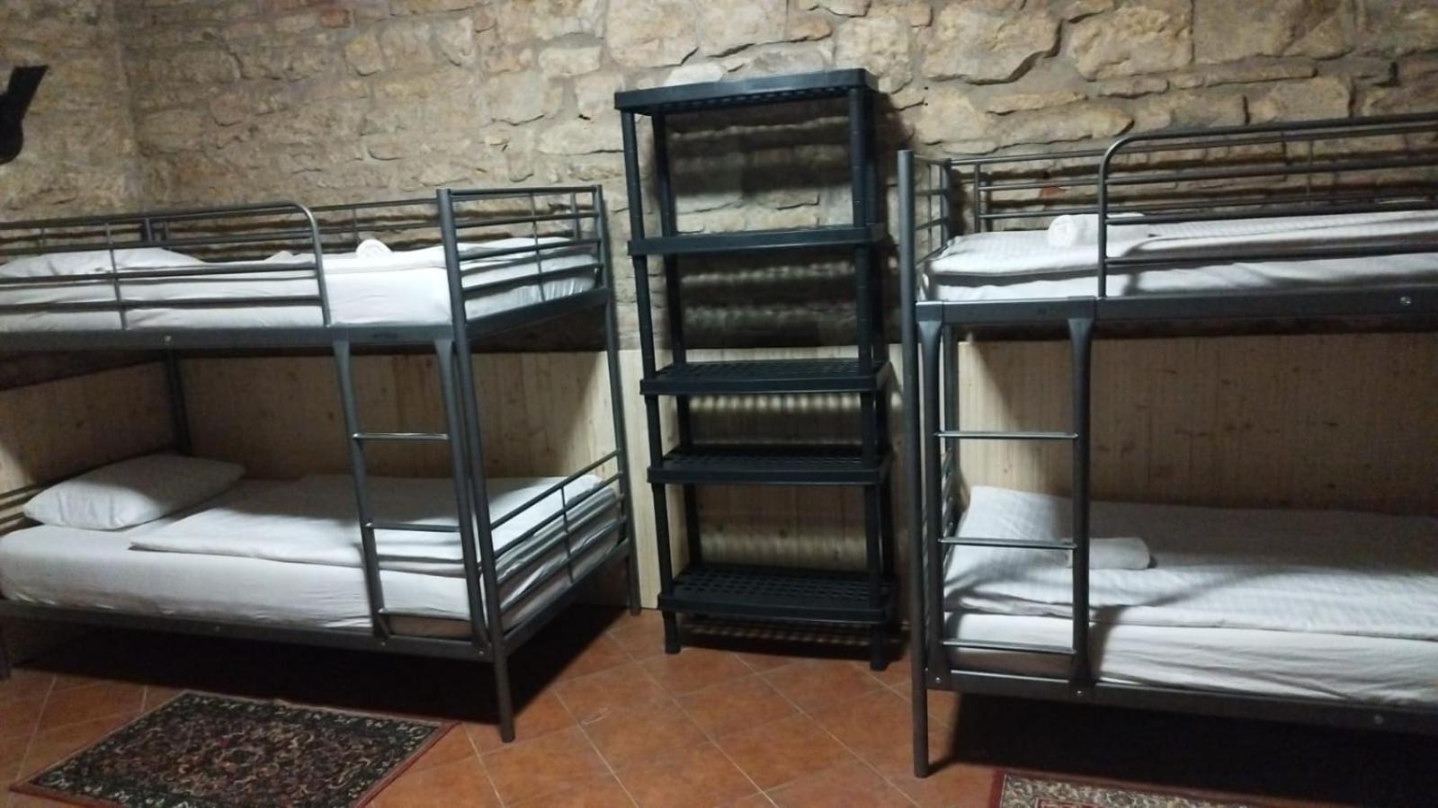 Alba Hostel Prag Eksteriør billede