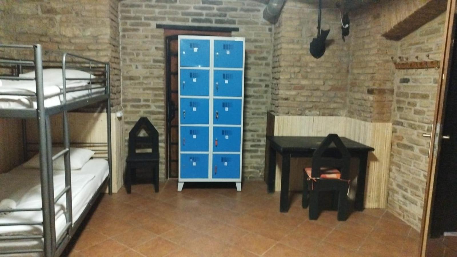 Alba Hostel Prag Eksteriør billede
